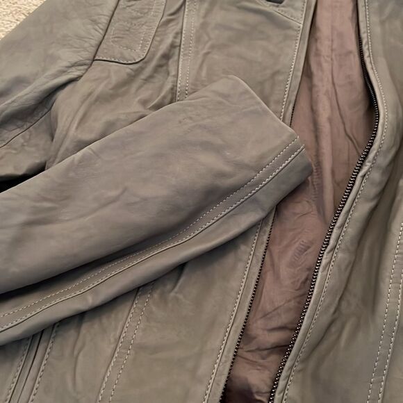 Theory Leather Jacket Like New P - Picture 4 of 7